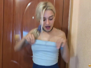 Пьяная соска предложила соседу поебаться пока его жены нет дома