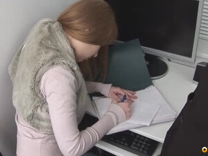 Преподаватель ебёт молодую студентку Энди из Калуги