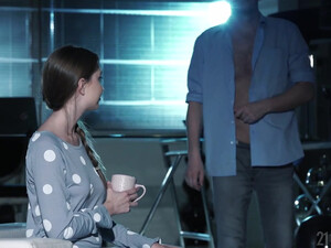 Любимый работяга вместе благодарности требует от жены нежную пилотку