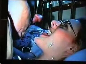 Массивно кончает на лицо жене блондинке