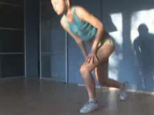 Тренер выебал гимнастку раком