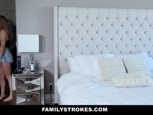 Дочурка стала любовницей для собственного отца и занялась с ним сумасшедшим сексом