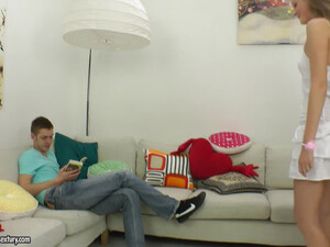 Анальный секс с русской молоденькой красоткой