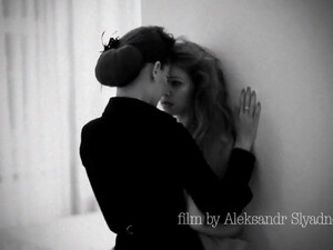 Сексуальные лесбиянки ублажают друг друга