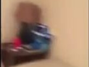 Два бойфренда по-очереди пердолят замужнюю