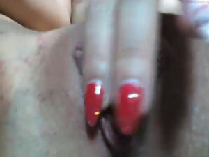 Ебутся перед вебкой, пока никого нет дома