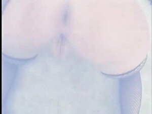 Секс с блондинкой от первого лица﻿ снимает довольный парень