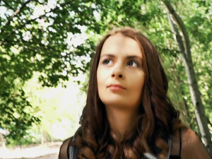 Студентка в общаге присела бритой писей на член одногруппника