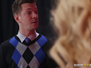 Безумная ебля в очко с блондинкой в масле