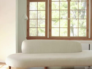 Вверх ногами засадил в анус тёлке Gia Derza