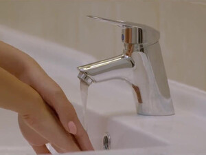 Нежный анальный секс раком с любовницей