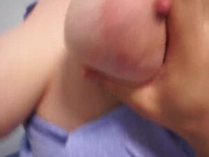 Грудастая милфа, наконец, дорвалась до мужского члена