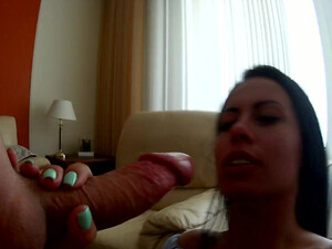 Домашнее видео русского минета и ебли с женой брюнеткой