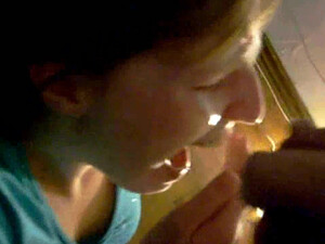 Молодая подружка подавилась моей спермой