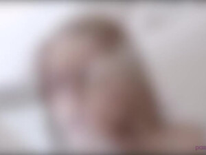 Нежный анал в постели с красивой худенькой брюнеткой Shiloh Sharada