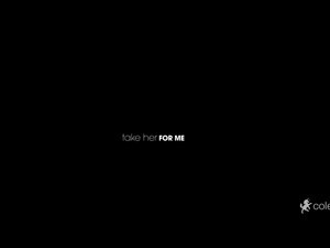 Кончил на грудь после секса с двумя стройными потаскушками