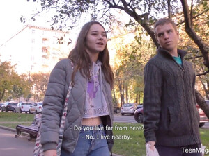 Развел молоденькую сисястую первокурсницу Катю на анальный секс