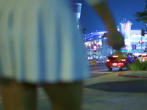 После анальной пробки большой член легко вошел в жопу русской девки