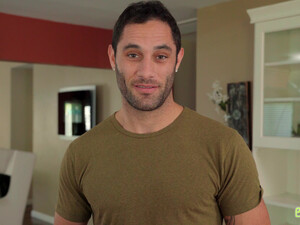 Худая сестра кончает сквиртом, прыгая на твердом члене сводного брата