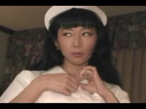 Муж поимел свою молодую жену японку в бритую киску