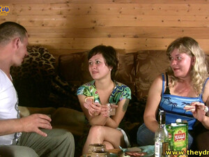 Пьяное русское порно в предбаннике