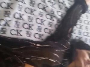 Русская зрелая женщина снимает частное видео своего шикарного тела