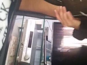 Русская зрелая женщина снимает частное видео своего шикарного тела