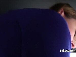 Сосет в лесу за деньги