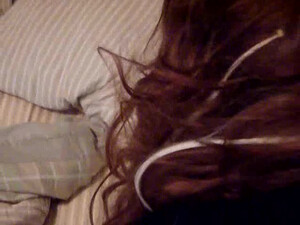 Загнул раком и трахнул в анал бабу крупным планом