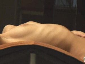 Красивая азербайджанка ласкает свои сисечки и дрочит киску пальчиком