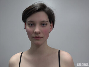 Чешский порно кастинг 18 летней студентки Анны из Праги