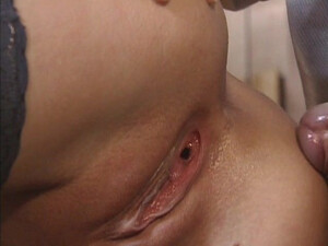 Brides & Bitches [2001].mkv