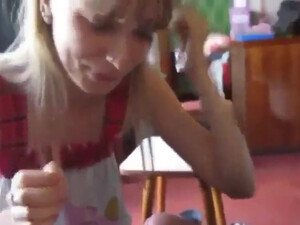 Уговорил сделать минет свою девушку после давнего обещания