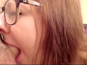 Трахнул тугой анал страстной жены в домашнем видео