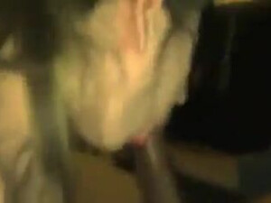 Черный хуй во рту и киске юной женушки