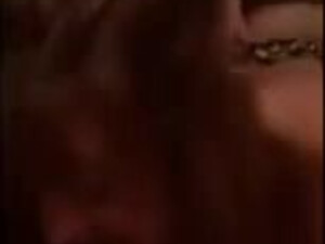 Сначала выдивает нектар дорогого потом любовника