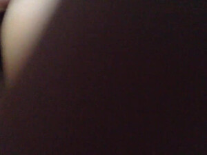 Дрючит жену в вагину, мечтая о попке