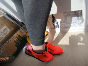 Русская блондинка отсосала член бойфренда на балконе перед поркой в киску