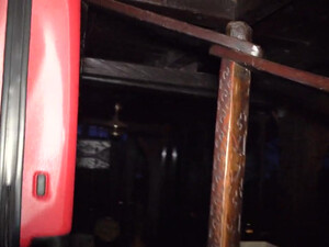 Сестренка по-быстрому отсосала член брата, пока родителей нет дома