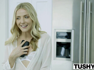 Роскошная вторая половинка Karla Kush встретила любимого после работа анальной еблей