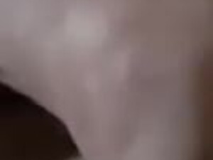 Любимый подставил голую жену под увесистый писюн богатого кента