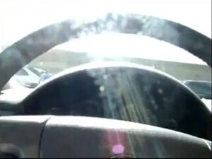 Бизнесмен подарил мужику машину за то, чтобы оттрахать его жену в пещерку