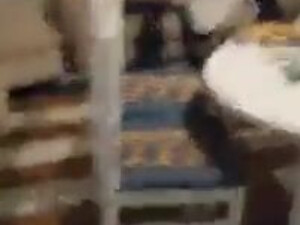 Рогоносец снимает на камеру как пацан жарит его жену