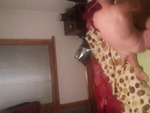 Снятая на скрытую камеру измена жирной жены с трахом с лысым коллегой