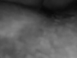 Мужичек снял секс с замужней женщиной в темноте от первого лица