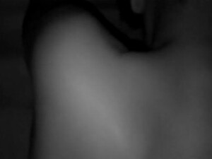 Мужичек снял секс с замужней женщиной в темноте от первого лица