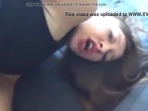 Домашняя порнуха с еблей женушки начальника большим концом в тугую жопку