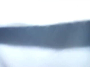 Благоверный посреди ночи отлизал жене небритую половую щель и присунул ей на камеру