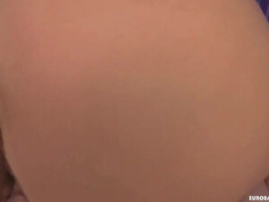 Парень после секса кончил на лицо молодой красотке