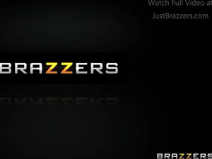 Threesome Reverse Cowgirl Natural Tits Missionary Doggystyle Deepthroat Cowgirl Blowjob Anal GIF